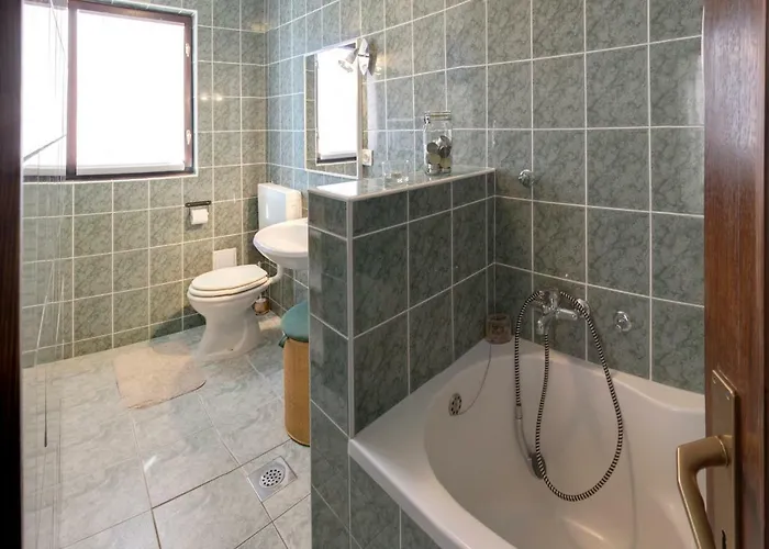 Апартаменты Pergola - Queen's Нин